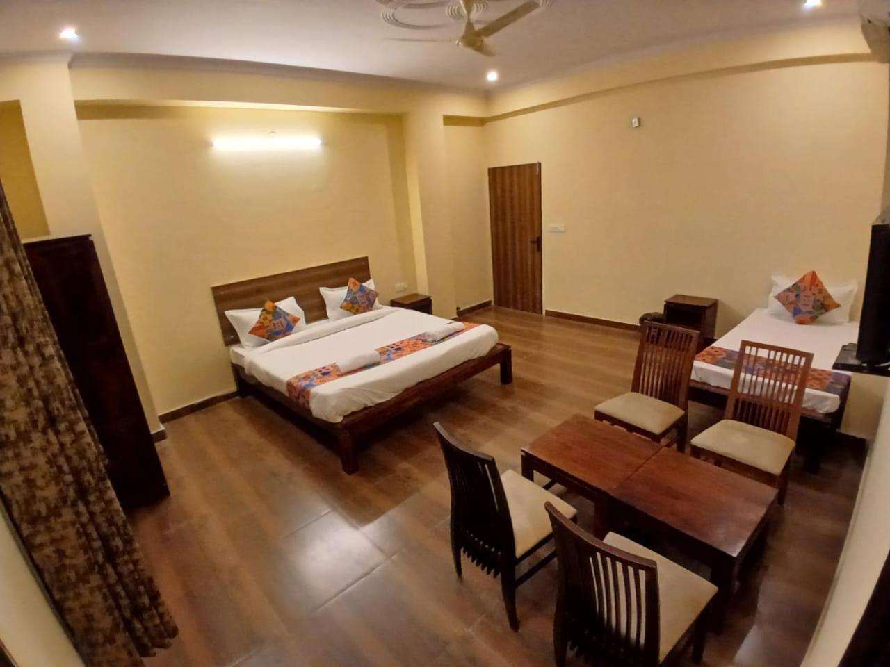 Hotel G M I, Sikar Road Jaipur Exterior foto