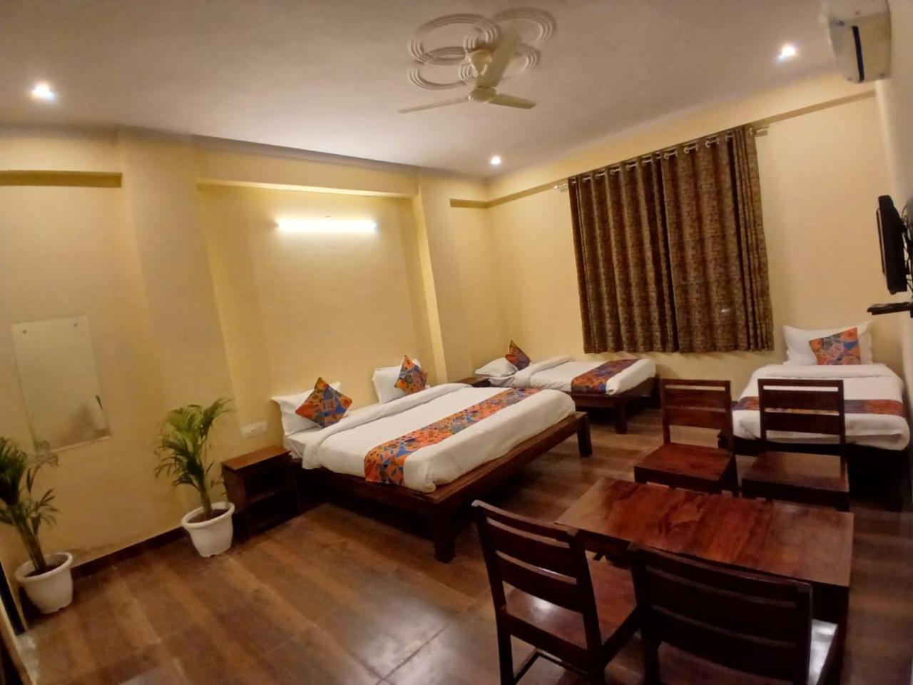 Hotel G M I, Sikar Road Jaipur Exterior foto