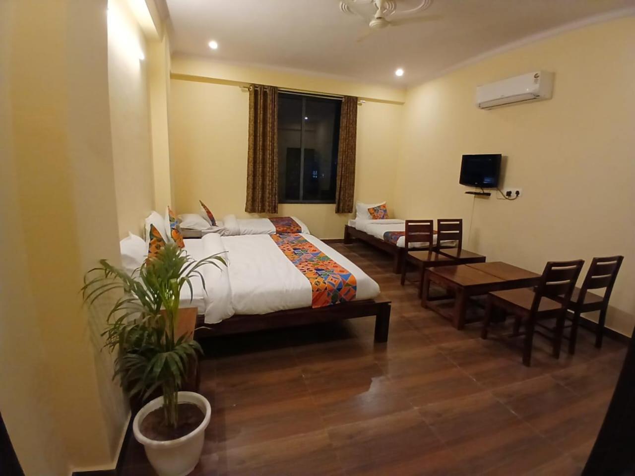 Hotel G M I, Sikar Road Jaipur Exterior foto